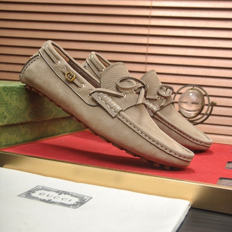 G*u*i leather shoes